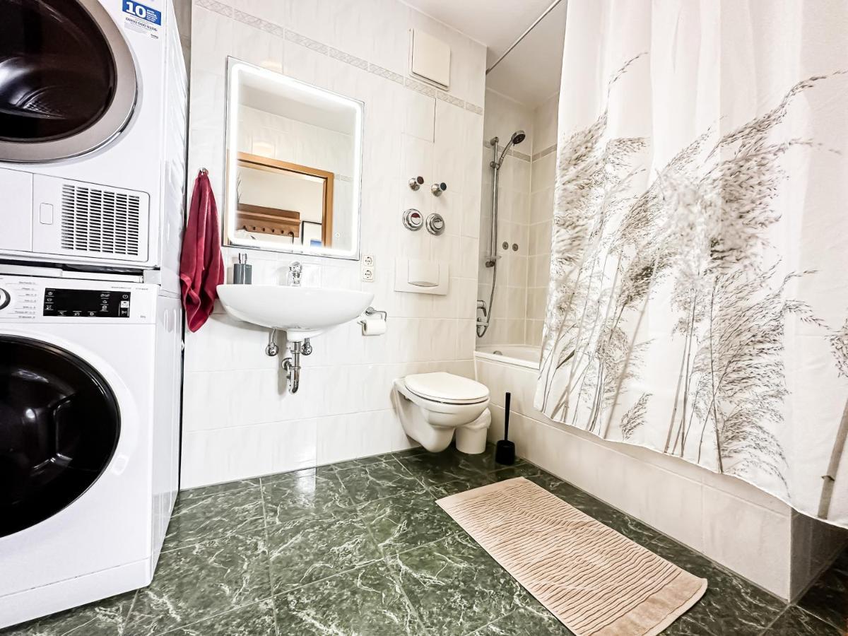 Ambiente-Wohnung - Zentrum Und Park In 5 Minuten Zu Fuss - Parkplatz - Netflix Leipzig Extérieur photo